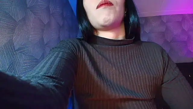 AnnaliOlsenX Adlı Modelin Canlı XXX Sohbeti