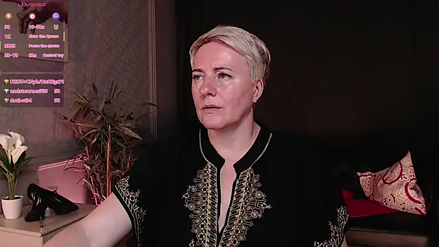 Nika_Smit élő XXX-chatje
