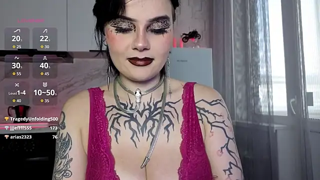 IntrigueYourDay Live XXX-chat