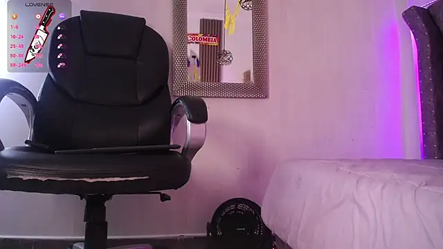 Chat XXX ao vivo de Amara_Davis1