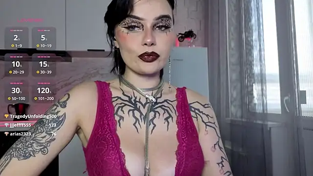 IntrigueYourDay Live XXX-chat