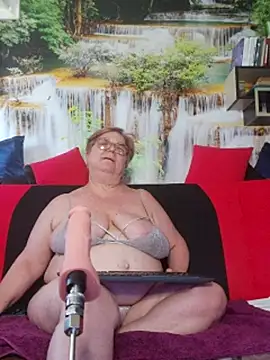 QueenPammy1 live XXX chat