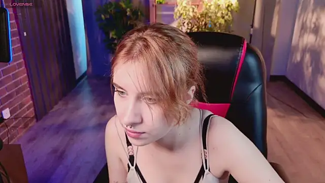 miraiakik live XXX chat
