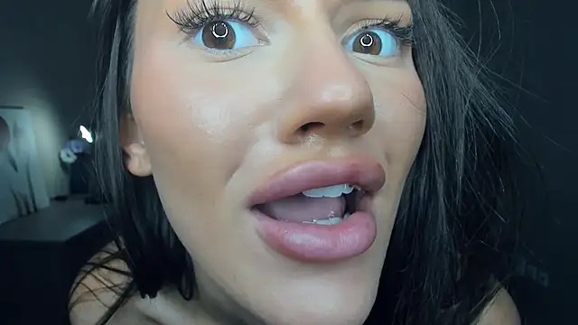 SookBurdin live XXX chat
