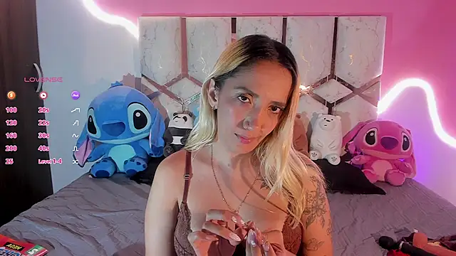 دردشة Amanda_klaire الجنسية المباشرة