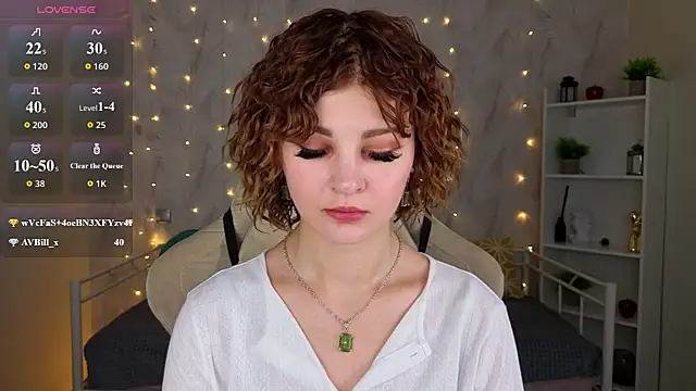Chat +18 de Kira__Fluffy ao vivo