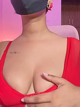 Онлайн чат XXX Neha18