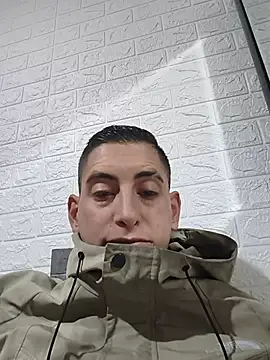 XXX chat uživo modela Tiger_cryad