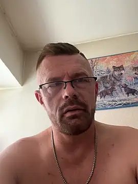 Sascha543211: απευθείας συνομιλία ΧΧΧ