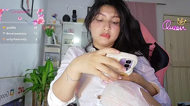 Sweet_baby_hellen Adlı Modelin Canlı XXX Sohbeti