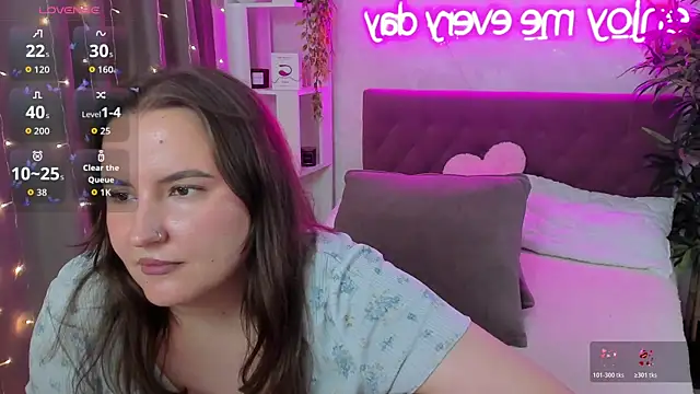 Chat +18 de FeralPeach ao vivo