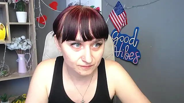 Chat XXX en directo de NinaFlawlees