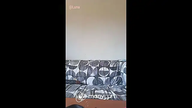 lunaxxxtreme webcam show