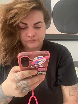 Chat +18 de HeyBABYGIRL ao vivo
