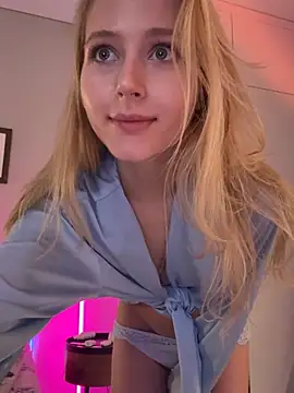 LunaRase's Live XXX Chat