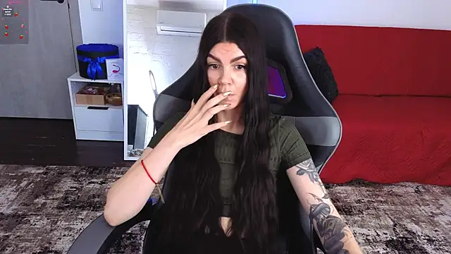 AnacondaOnn's Live XXX Chat