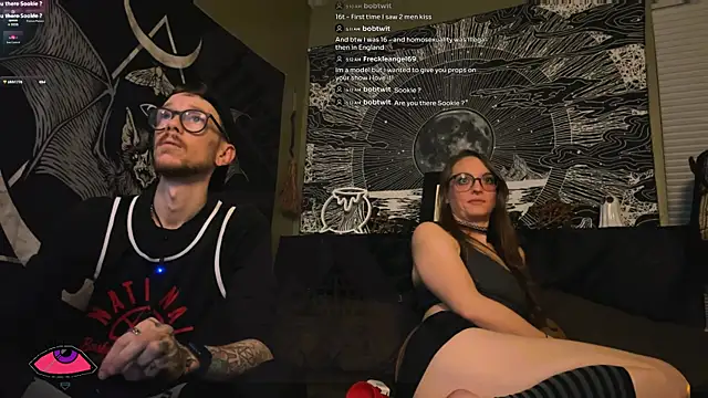 webzandkordz's Live XXX Chat
