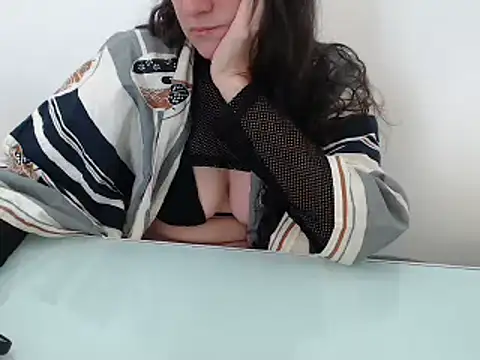 LaraFantasy 라이브 XXX 채팅