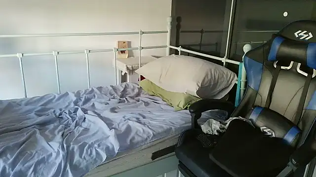 catullo14 Show in webcam
