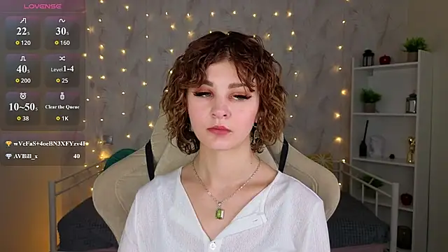 Kira__Fluffy's Live XXX Chat