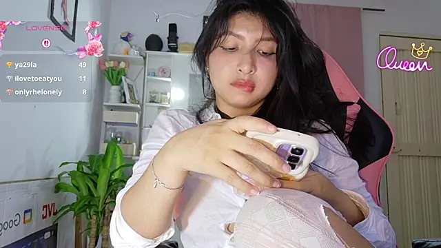 Sweet_baby_hellen's Live XXX Chat