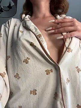 LynaFrost's Live XXX Chat
