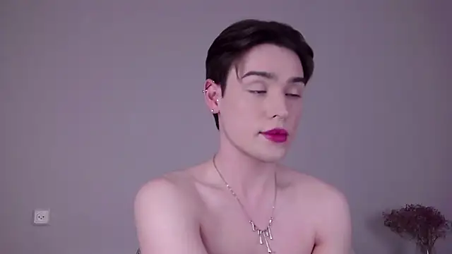 RobbyCharming XXX чат на живо