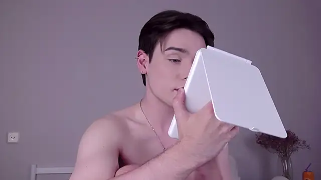 Chat +18 de RobbyCharming ao vivo