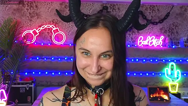 Cool_Freak_ live XXX chat