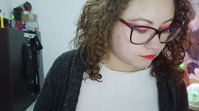 curly_greeneyed: онлайн-секс-чат