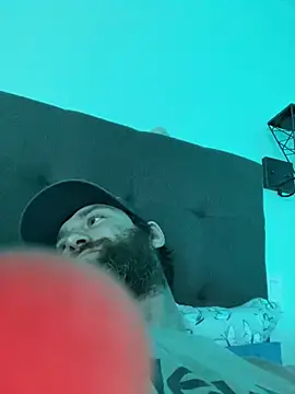 unfortunatelyunreal's Webcam Show