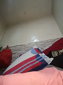 AvaChannel Adlı Modelin Canlı XXX Sohbeti