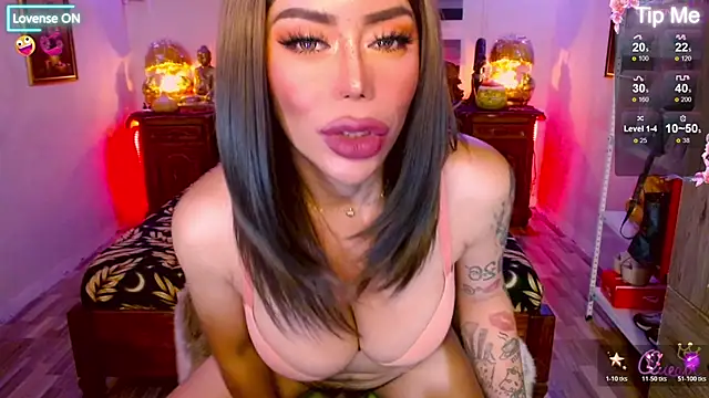Czat XXX na żywo – _QueenGoddess_