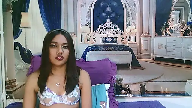 IndianSkies' Live XXX Chat