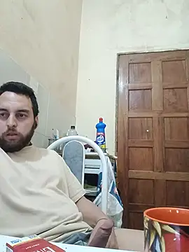 matvaz21cm's Live XXX Chat