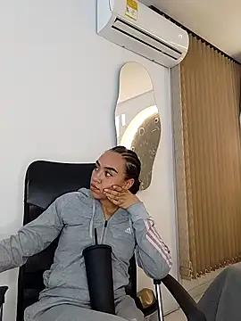 ritzabeth_daniel élő XXX-chatje