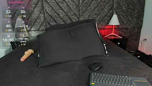 DemonFoxx 即時 XXX 聊天