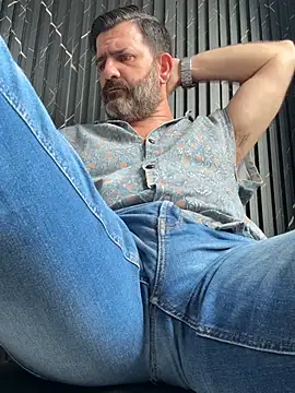 Chat +18 de Hairy_Dad86 ao vivo