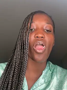 Chat +18 de ZENDAYA_CASTING ao vivo