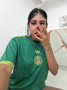 Violet_rousse7 Chat XXX in diretta