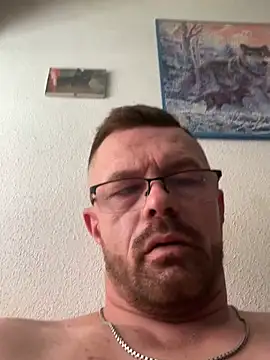 XXX chat uživo modela Sascha543211