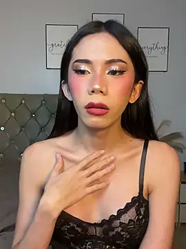 CassandraLovve Show in webcam