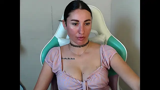 Chat XXX en directo de Cammil1a_horn
