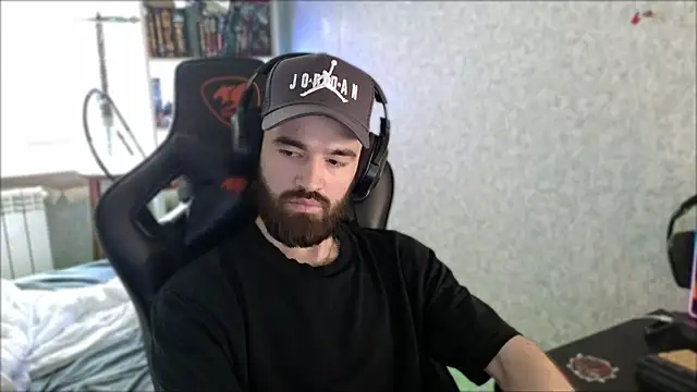 _Serious_Man Chat XXX live