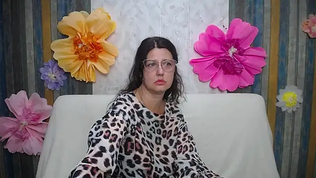 Chat +18 de RoseHille ao vivo