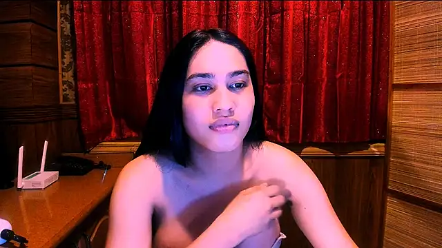 goddess_athena69: απευθείας συνομιλία ΧΧΧ
