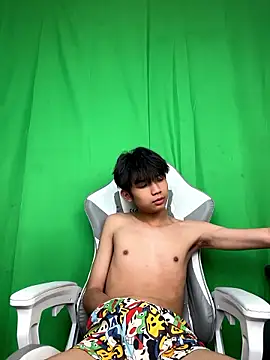 -OvO-'s Live XXX Chat