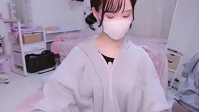 SHIORIoO's Webcam Show