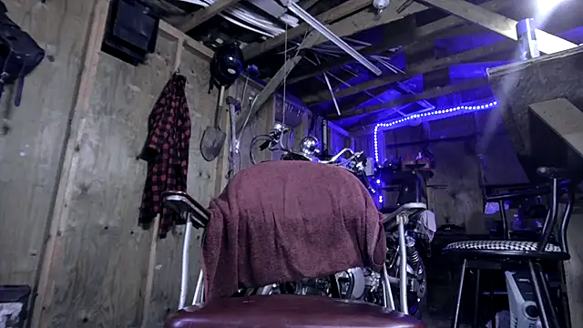 Aldick68のライブXXXチャット