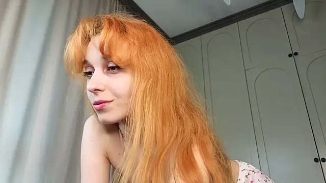 tgirlfoxy's Live XXX Chat